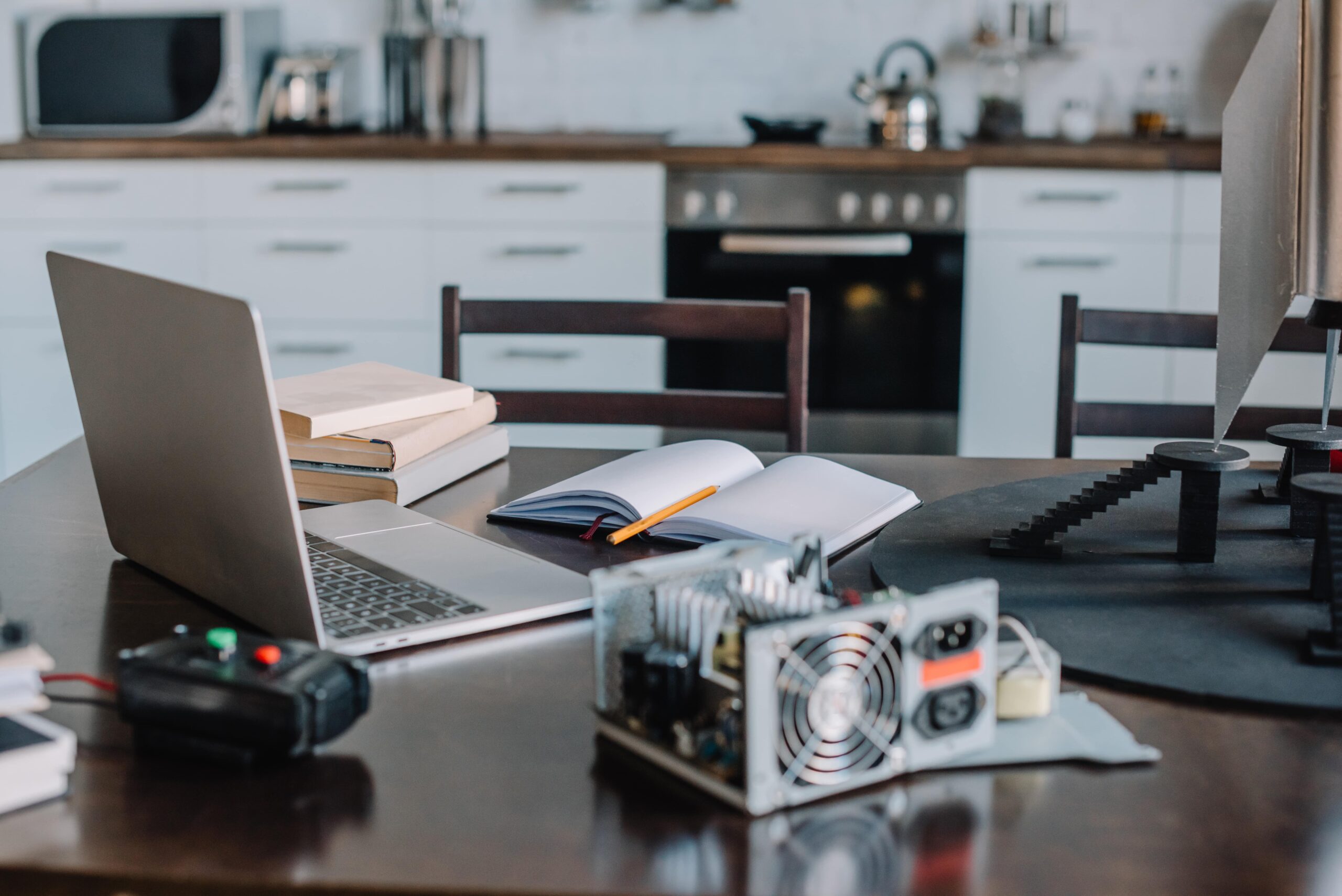 Top 10 Must-Have Smart Gadgets for Your Home